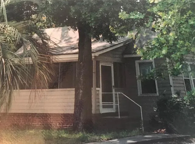 2 bed, 1100 sqft, $1,400 — Photo 1