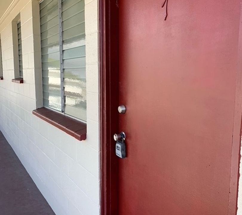 1st image of 1943 Pacific Heights Rd #7