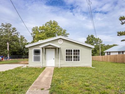 322 S Commercial St, Crocker, MO, 65452
