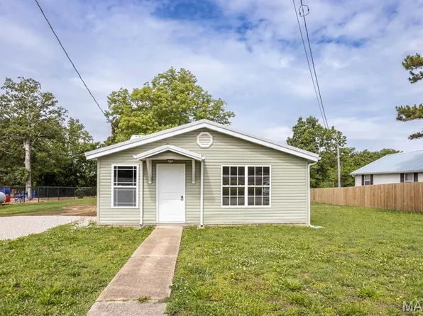 322 S Commercial St, Crocker, MO 65452