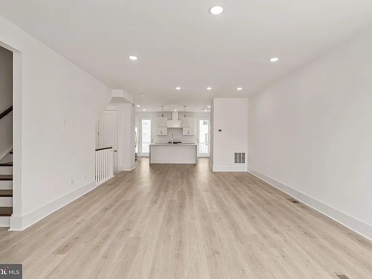 9207 Forkleaf Oak Dr — Photo 27