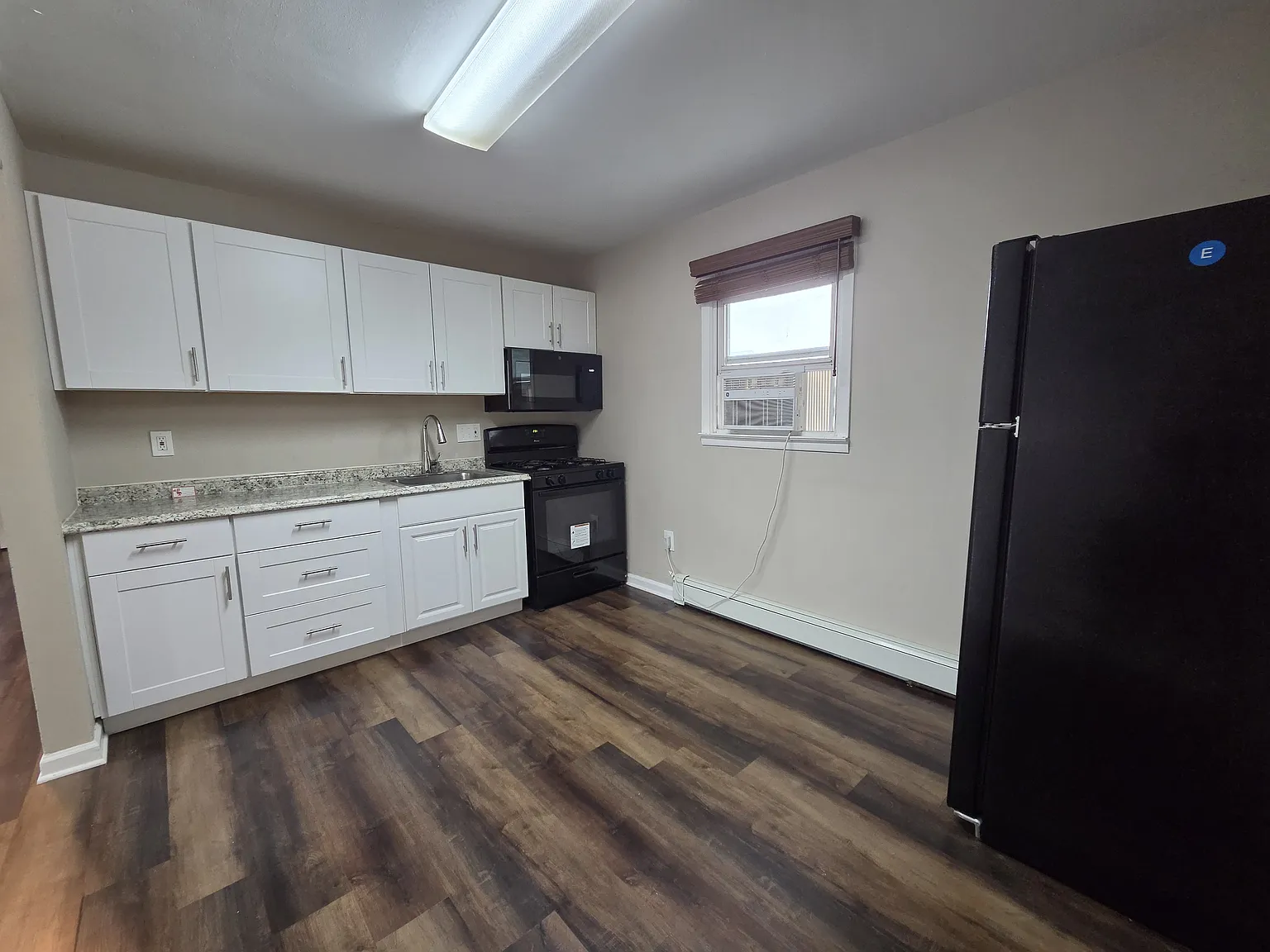 2 bed, $2,500 — Photo 4