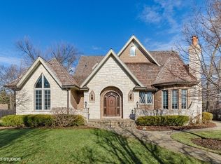 902 Linden Ln, Glenview, IL 60025