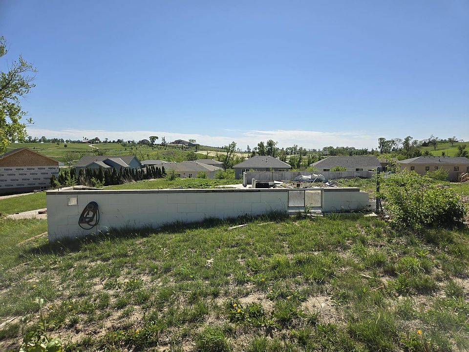 1st image of 3810 N 215th Cir