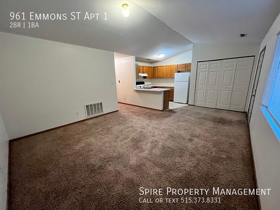 1st image of 961 Emmons St APT 1