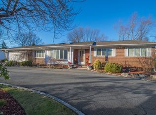 660 Vail Rd, Parsippany, NJ 07054
