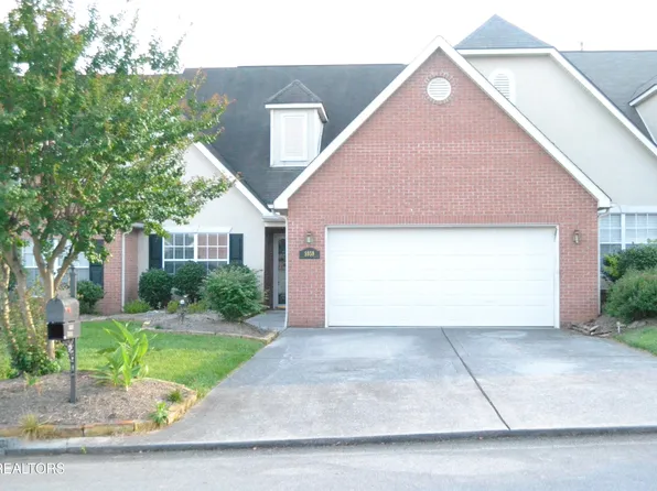 5959 Round Hill Ln, Knoxville, TN 37912