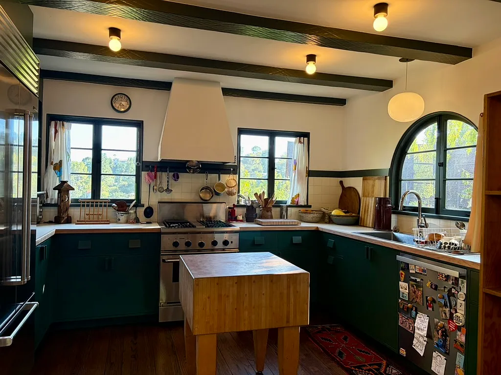 3 bed, 1917 sqft, $7,500 — Photo 3