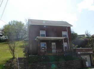 234 Penn Manor Rd, Penn, PA 15675