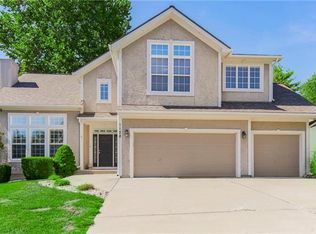 1128 White Birch St, Liberty, MO 64068