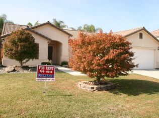 3617 N Mendonca St, Visalia, CA 93291