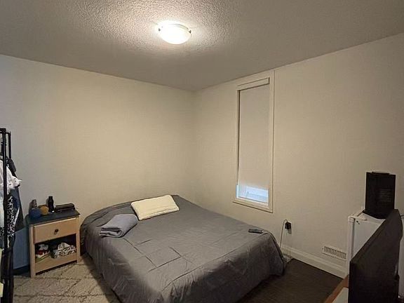 3rd image of 3260 Singleton Ave #106