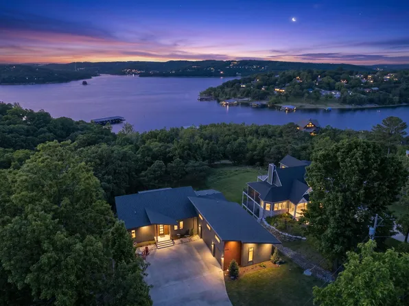 1076 Ozark Hollow Road, Blue Eye, MO 65611