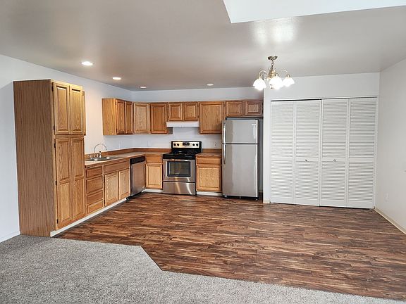 5th image of 810 & 812 Jamie Dr #810