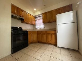21 Bostwick Ave #2E, Jersey City, NJ 07305