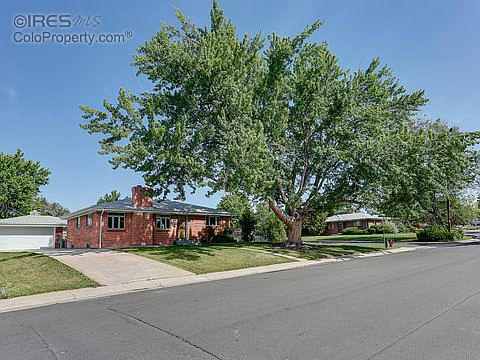 3rd image of 7431 Newton St