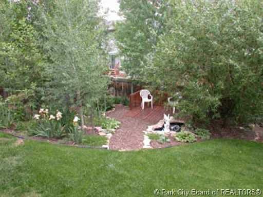 3rd image of 7934 N Springshire Dr
