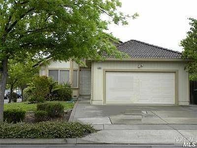 1st image of 1084 Peppertree Dr