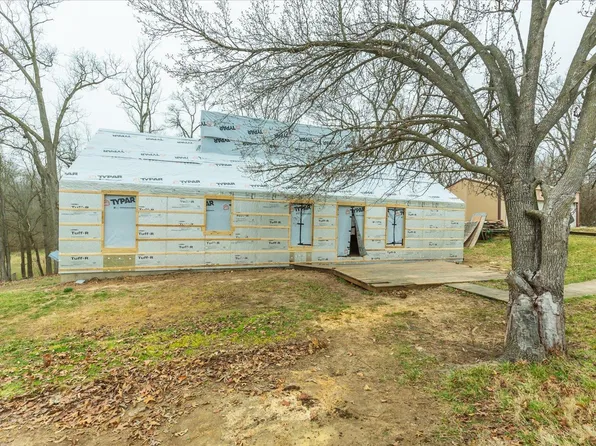 199 Twin Creek Rd, Winfield, MO 63389