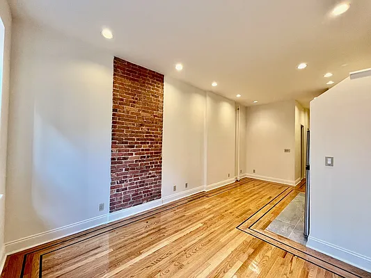 Rented by J & L Holding Corporation | media 6