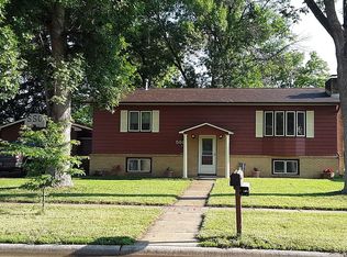 501 E 32nd St, South Sioux City, NE 68776