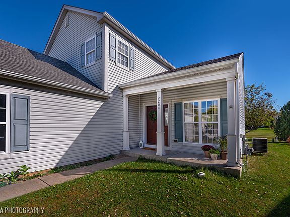 2nd image of 2208 Serenity Ln
