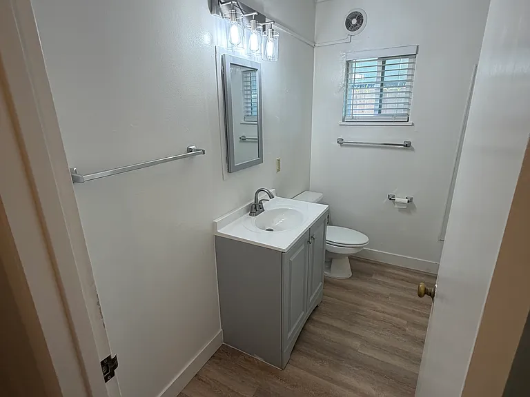 1576 North St #1578 — Photo 6