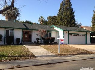 201 Clover Ln, Modesto, CA 95351