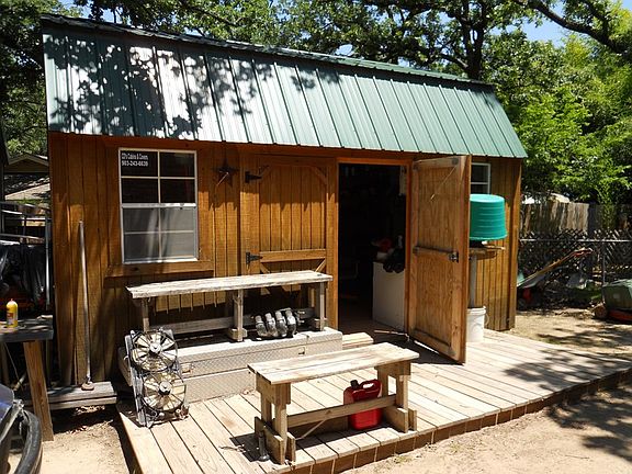 One of two workshop buildings.