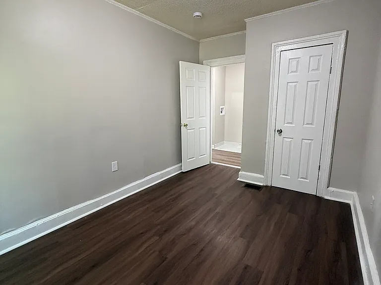 46 Liberty St #1 — Photo 16