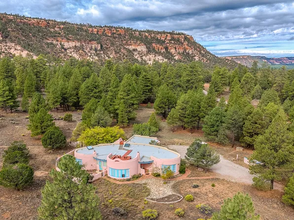 8 Blue Jay Ct, Ramah, NM 87321
