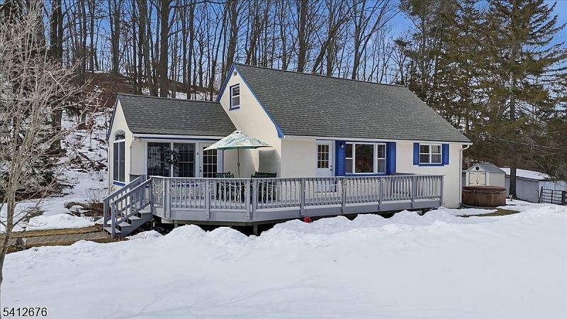 1st image of 30 Belcher Rd