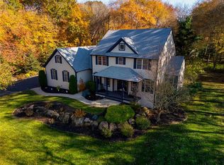 500 Glen Hill Dr, Saunderstown, RI 02874