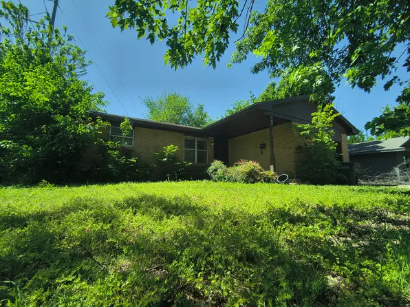 140 Ridgecrest Rd, Edmond, OK 73013
