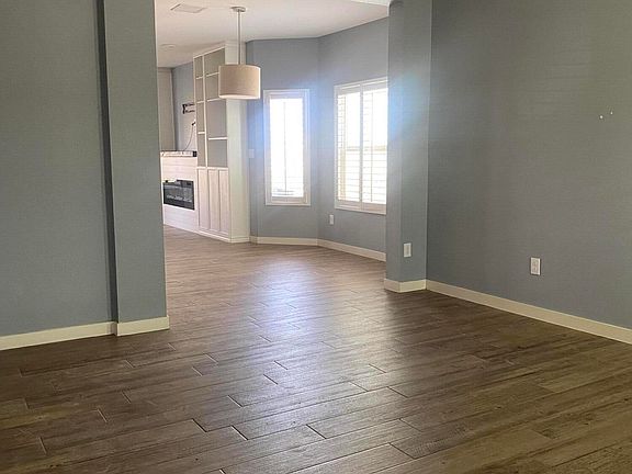 3rd image of 6461 Tama St