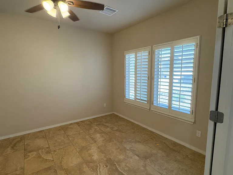 7665 Mundy Creek Dr — Photo 4