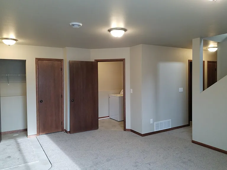 2077 12th St W — Photo 10