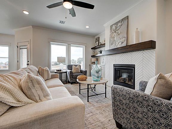 5th image of 4916 Desert Willow Ln