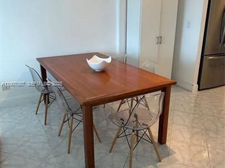 2301 Collins Avenue Cu #737 — Photo 11