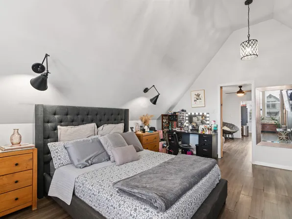 81 Humphrey Avenue image 22 of 37