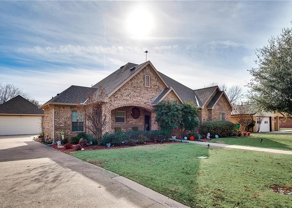 1st image of 2014 Greenbriar Dr