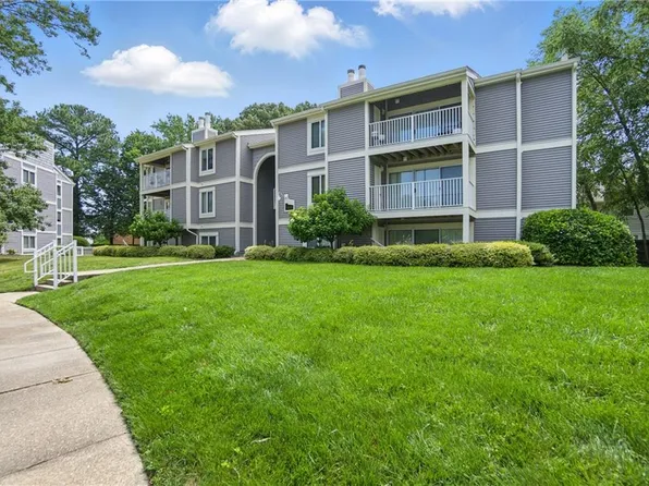 1012 Autumn Woods Ln APT 107, Virginia Beach, VA 23454