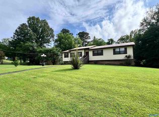150 Fox Hollies Blvd, Bessemer, AL 35022