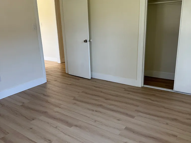 3418 Mountain Ave — Photo 6