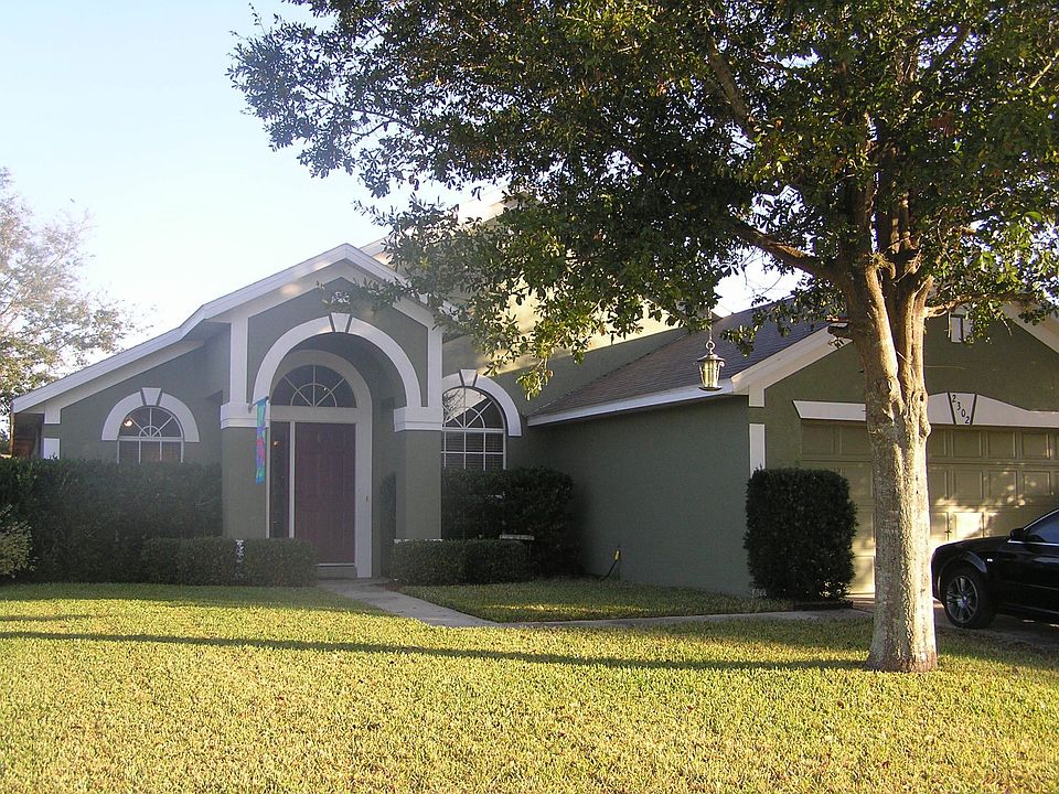 Georgeous 4 bed/2 Bath