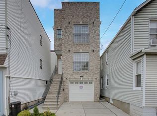 16 Grant Ave, Harrison, NJ 07029
