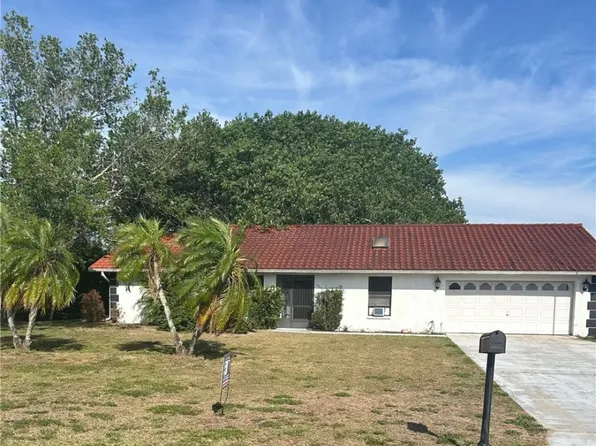 50 Kingston St, Lehigh Acres, FL 33936