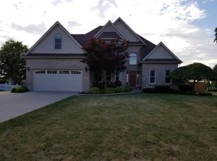 762 Carrington Blvd, Monroe, MI 48161