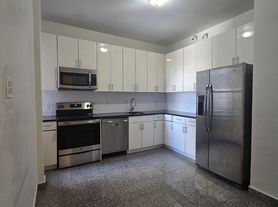 515 Cathedral Pkwy
