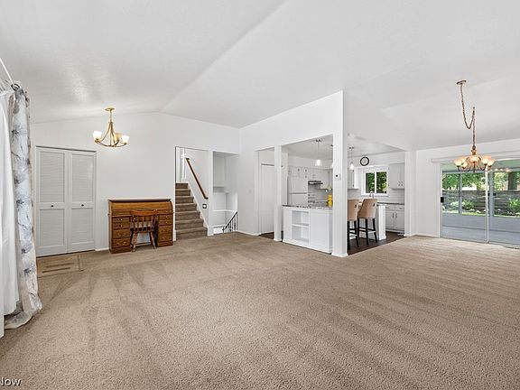 5th image of 24185 Carla Ln